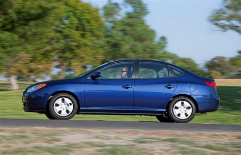 2010 Hyundai Elantra Blue - HD Pictures @ carsinvasion.com