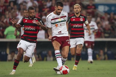 Flamengo ganha reforço de peso para pegar o Fluminense