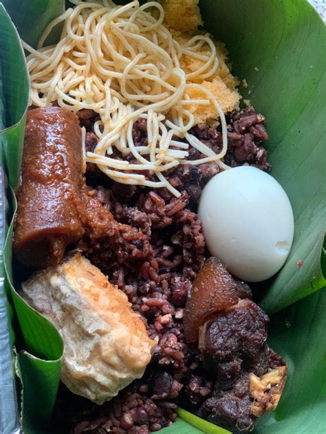 Waakye Near Me In Ghana | Waakye Delivery In Ghana | Reapp