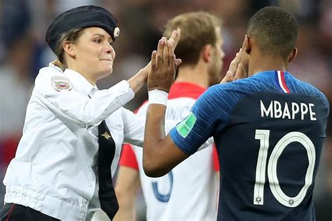 Pussy Riot Fueron Arrestadas Nuevamente El D A Que Deb An Ser Liberadas La Tercera