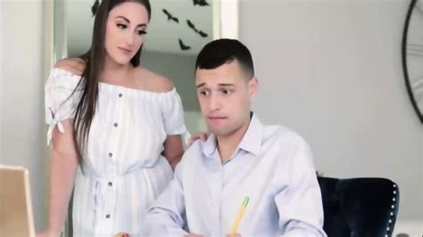 STUCK STEPMOTHER GETTING FUCKED IN THE ASS BY STEPSON Raissa Conte