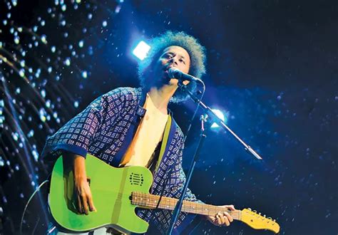 Lagu Komang, Karya Manis Raim Laode yang Viral - Jawa Pos