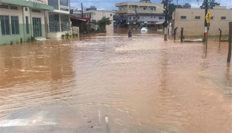 Fortes Chuvas Volta A Alagar Cidades De Santa Catarina Clm Brasil