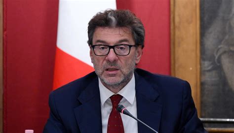 Giorgetti Pronto A Fare Tagli Ai Ministeri Se Non Lo Faranno Loro