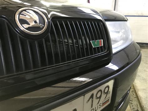 Vrs шильдик — Skoda Octavia A4 Mk1, 1,8 л, 2009 года | аксессуары | DRIVE2