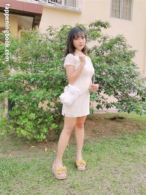 Momoko Xoxo Momo520xoxo Nude OnlyFans Leaks Fappening Page 2 FappeningBook