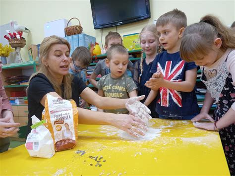 Co Z Czego Jest Zrobione Chleb R Przedszkole Miejskie Nr