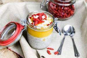 Pudding de chia à la purée de mangue SushOrganics