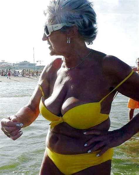 Sexy Granny In Bikini Porn Pictures Xxx Photos Sex Images Pictoa