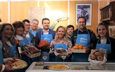 La Trufa Blanca Reina Culinaria En La Feria Gastron Mica De El And Valo