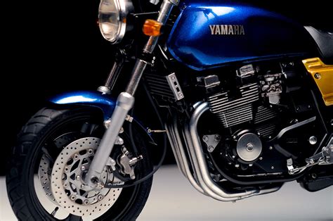 Miniwerks Forum Yamaha Xjr Aoshima Kit Built By Gustavo