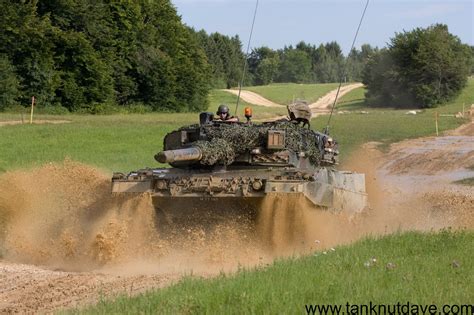 Leopard 2 Tank Pictures Gallery