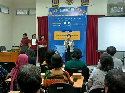 Dinsos Denpasar Gelar Pelatihan Literasi Dan Parenting Kepada Keluarga