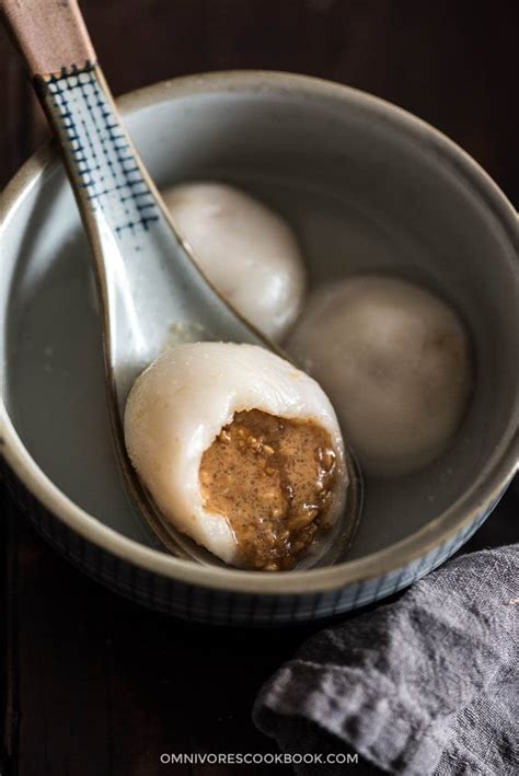 Tang Yuan (Sweet Rice Balls with Peanut Butter Filling) | Omnivore's ...