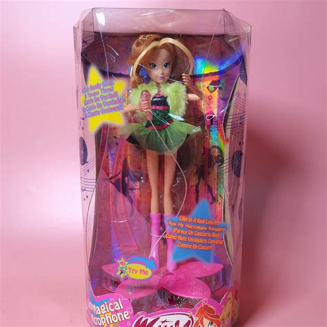 Winx Club Flora Enchantix Doll