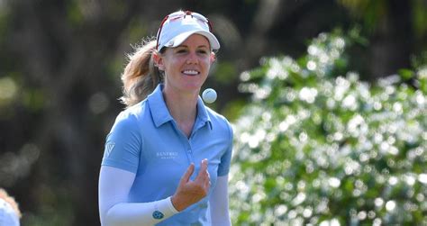 LPGA star Amy Olson retires; pictures through the years