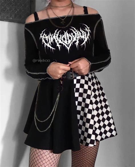 Egirl Alternative Outfit 🖤🤍 Alternative Outfits Egirl Outfit Egirl