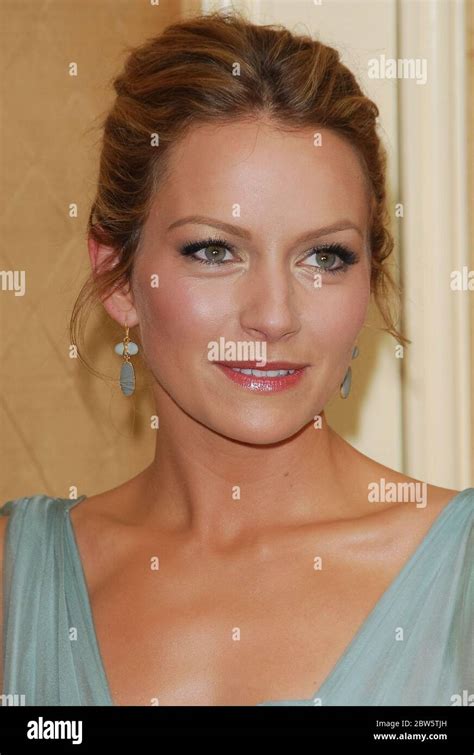 Becki Newton En La Gala Anual De Premios Del Grupo De Dise Adores De