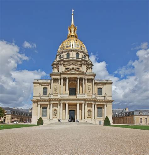 The Dome Des Invalides in Les Invalides Complex in Paris Stock Image ...