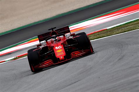 Ferrari vibra sumiço de fraqueza em ritmo de corrida na Espanha