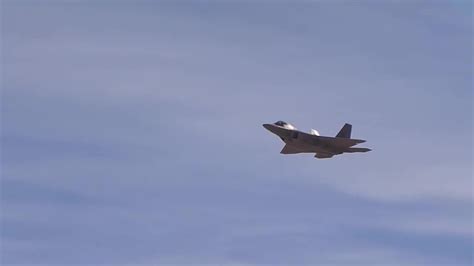 F 22 Raptor • Air Maneuverability Demonstration Coub