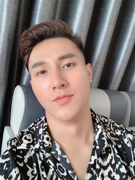 Hot boy thả thính thều thào Khoa Vương nói gì khi bị lộ clip nhạy cảm