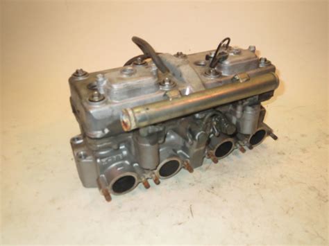 Kawasaki Zx E Ninja Zzr Cylinder Head