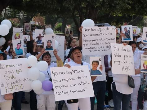 Video Entre Globos Fotos Y Tristeza Así Vivieron Madres Buscadoras