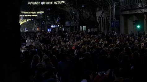 Ispred sedišta RIK u Beogradu počeo osmi protest zbog navodne izborne