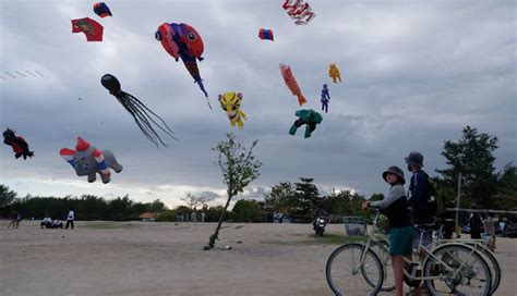 NUSABALI Festival Layang Layang Internasional Di Pantai Mertasari