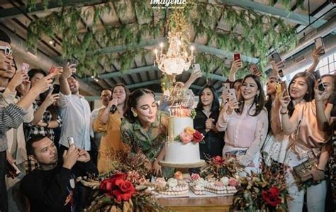 8 Potret Perayaan Ulang Tahun Luna Maya Selalu Beda Setiap Tahunnya