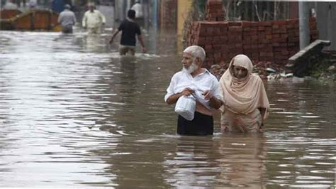 11 Die As Pre Monsoon Rains Wreak Havoc In Country Pakistan Dunya News