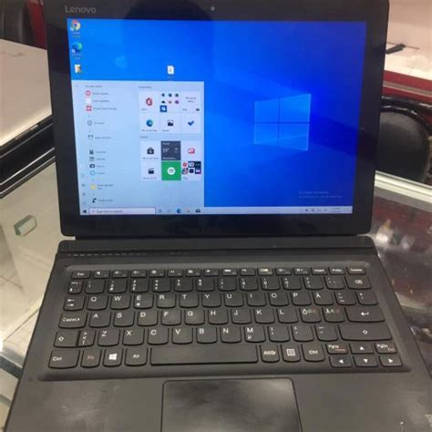 Lenovo Ideapad Miix 700 12ISK 128GB SSD 4GB RAM Core M3 6Y30