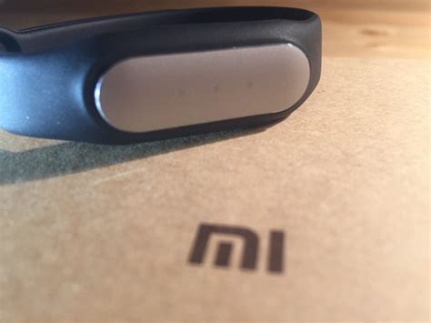 Unboxing | Xiaomi Mi Band 1S • SocialandTech