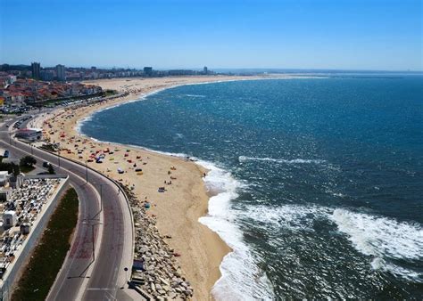 Figueira Da Foz A Maior Praia Urbana Da Europa Espera Por Si