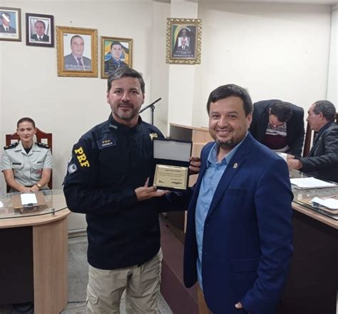 Superintendente Da Prf Na Bahia Homenageado E Recebe Mo O De Aplauso