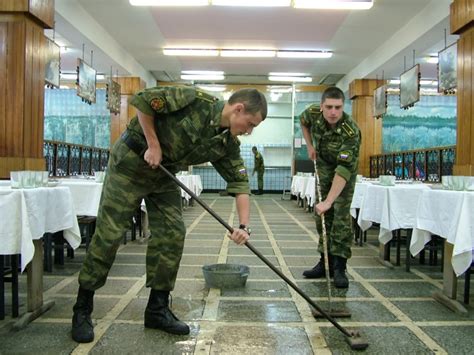 заступать в наряд что значит в армии