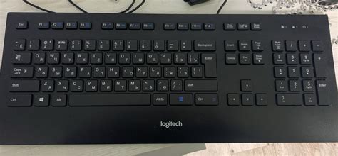 Клавіатура Logitech: 600 грн. - Периферійні пристрої Одеса на Olx