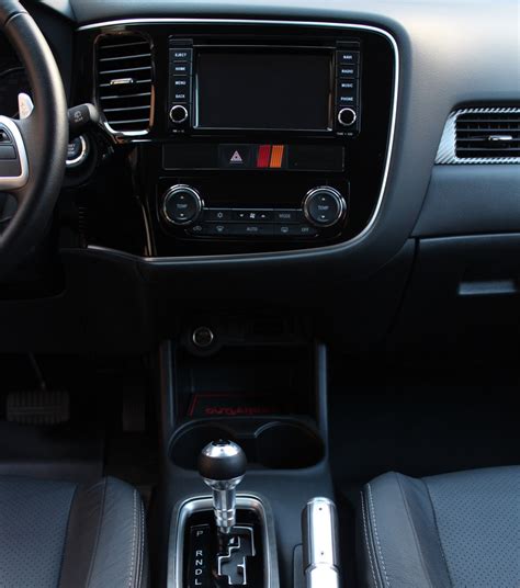 Регулятор гейна + немного винила в салоне… — Mitsubishi Outlander (3G ...