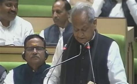 Ashok Gehlot Announces Rs 19000 Crore Inflation Relief Package In Budget