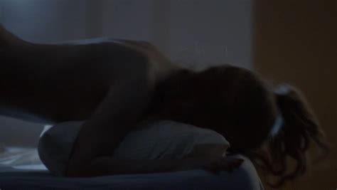 Nude Video Celebs Julia Lund Nude Ninguem Ama Ninguem Por Mais De Dois Anos