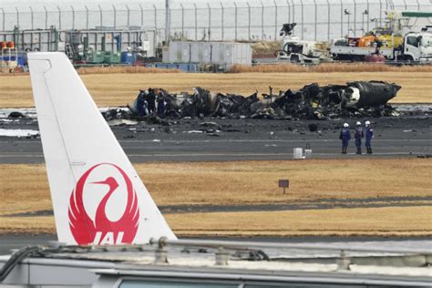 【写真・動画集】羽田空港で日航機と海保機衝突｜あなたの静岡新聞