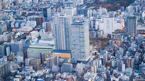 Mid To High Rise Apartments In Tokyo Live With A View Of The City And