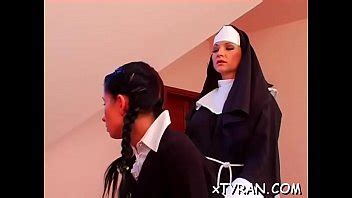 Sexy Babe Dominates Her Bondman Xnxx