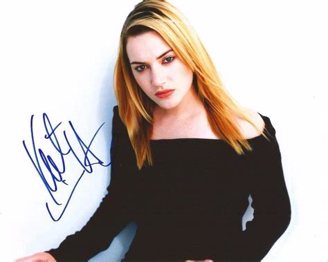 Signed Kate Winslet X Glossy Photo Hot Titanic