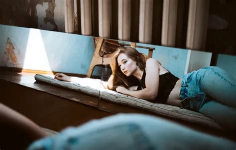 Wallpaper Girl Long Hair Brown Hair Photo Model Lips Jeans Brunette For Mobile And