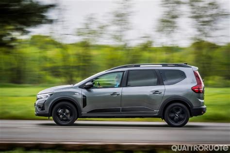 Dacia Jogger Ibrida La Prova Consumi Interni Autonomia E Anteprima