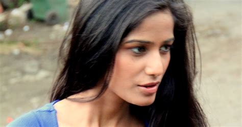 Poonam Pandey Unseen Hot Photoshoot