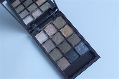 Diy Palette De Fards Nude Coffret Aroma Zone Naturellement Lyla L Blog Beaut Naturelle