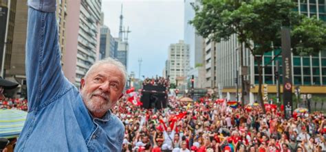 Luiz Inácio Lula Da Silva é Eleito Presidente Do Brasil Metro 1